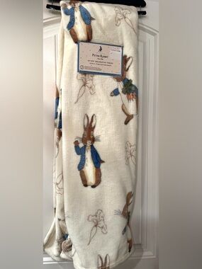 The World Of Peter Rabbit Plush Blanket 50X70 Beatrix  Potter NEW